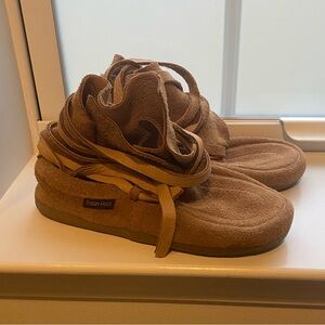 Steger Mukluks ankle size 8